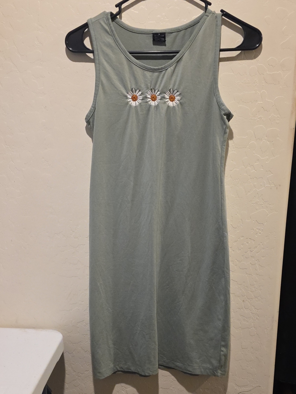 Sleeveless Green Daisy Embroidered Tank Dress - Picture 1 of 5